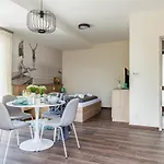 Pilger 아파트 티하니